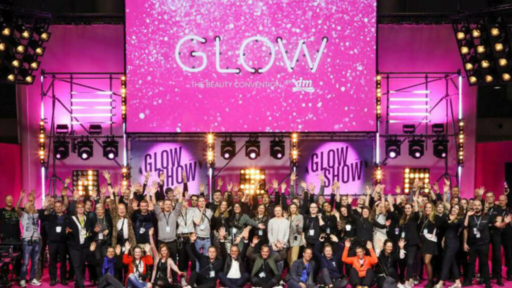 Glow up | The Social Chain AG
